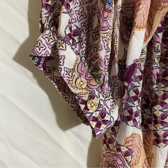 NORTHERN REFLECTIONS bohemian long sleeve dressy flowy  top size M - Picture 7 of 8